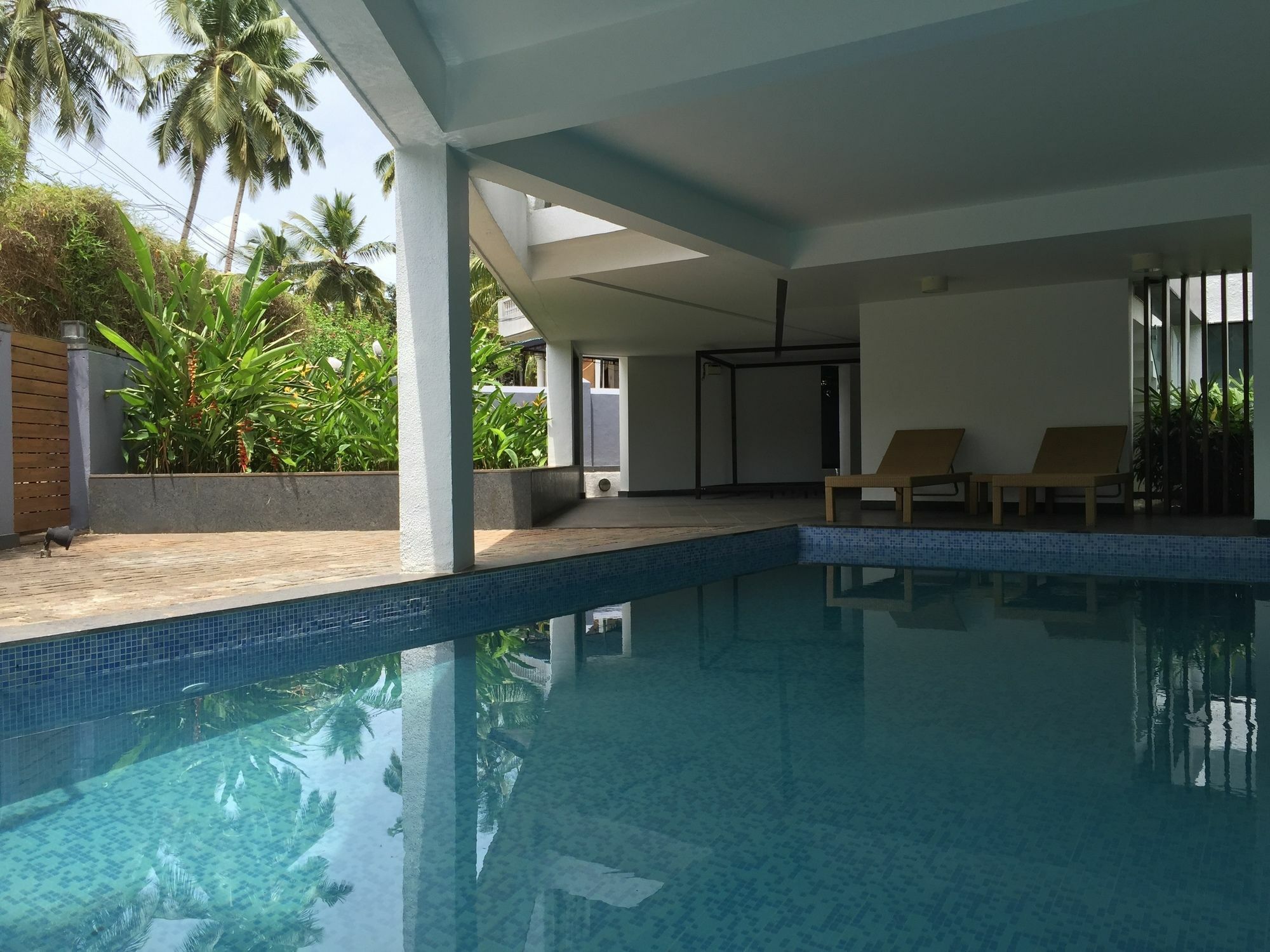 Calem Grove Hotel Candolim Exterior foto