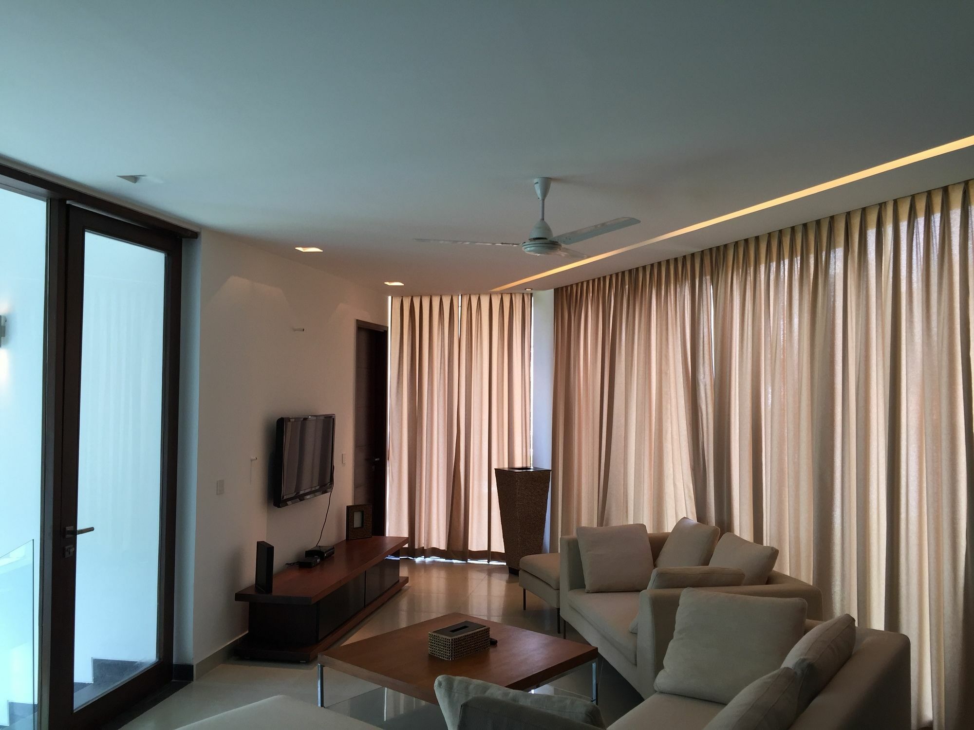 Calem Grove Hotel Candolim Exterior foto